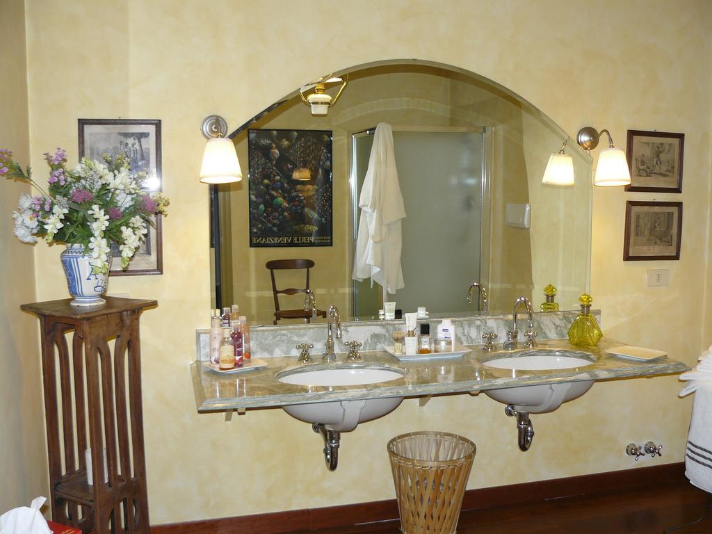 Al Concerto Bed & Breakfast San Benigno Canavese Bilik gambar